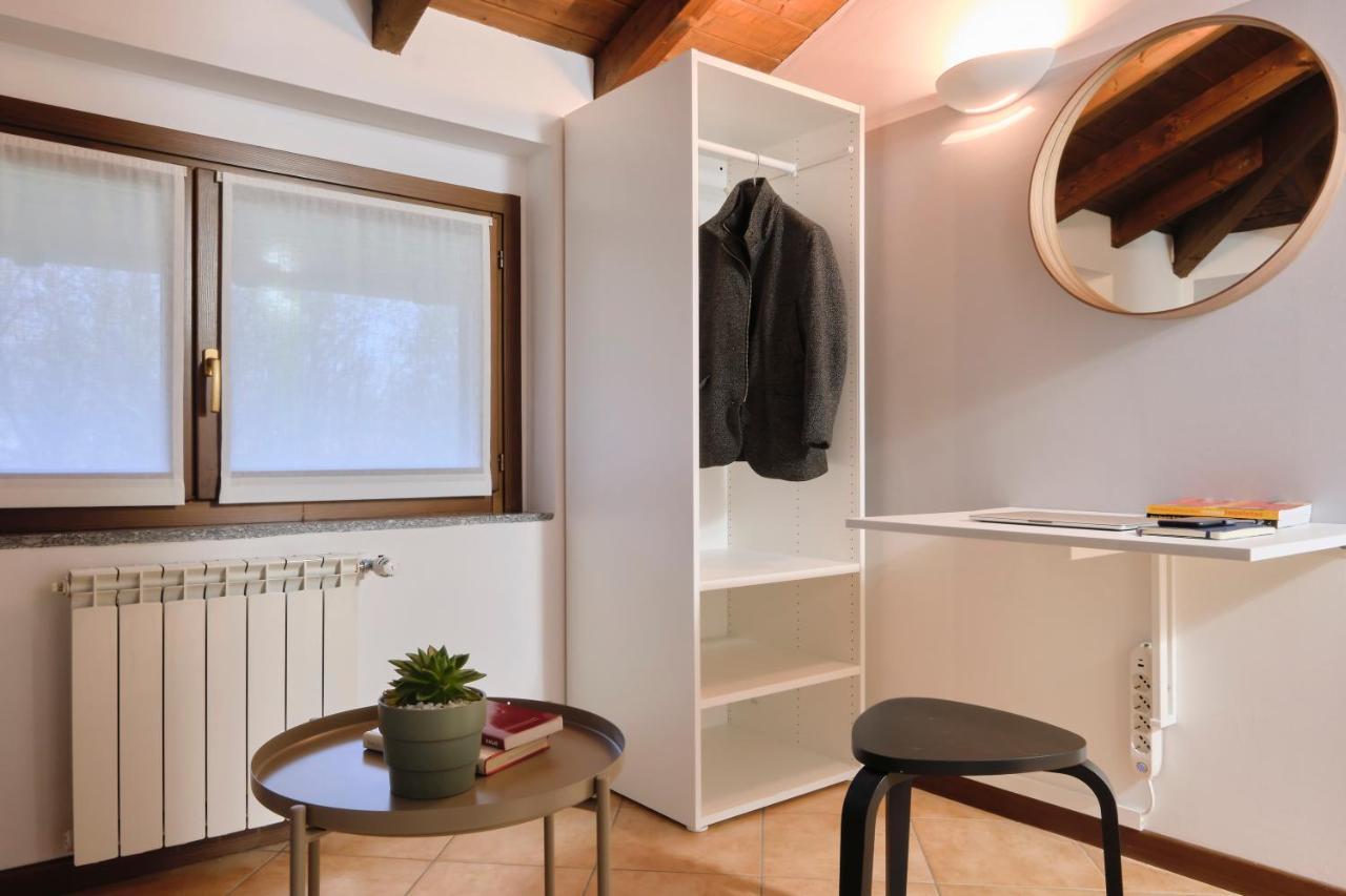 10' From Malpensa Casa Moderna, Netflix & Wi-Fi Apartman Casorate Sempione Kültér fotó